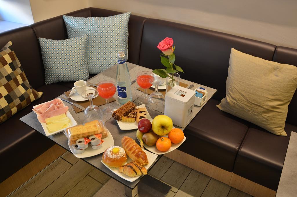 Bed and Breakfast Maison B Турин Екстер'єр фото